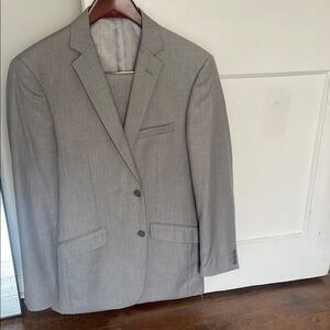 Men's Light Gray Suit